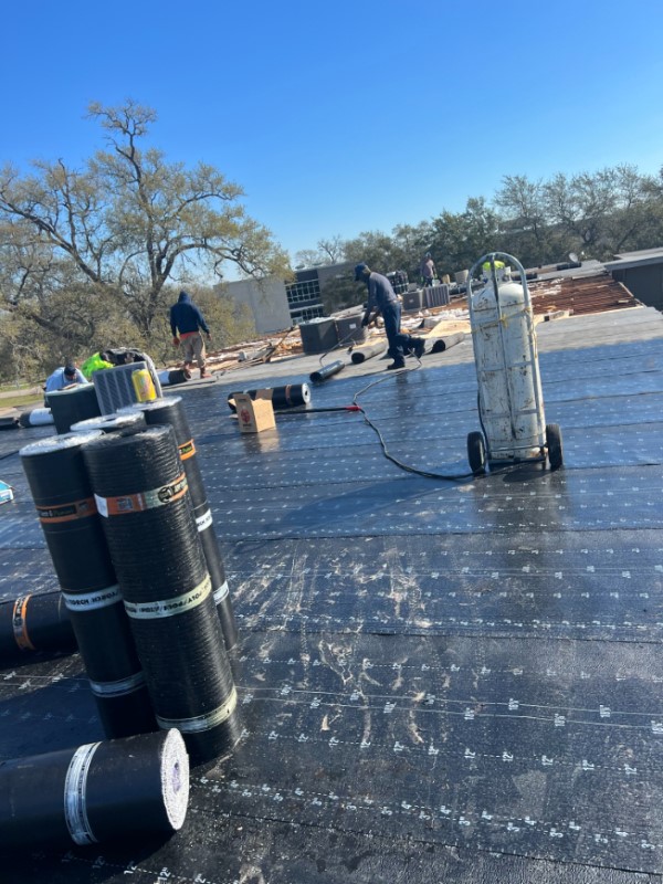 Flat Roof Replacements in Lake Jackson, TX