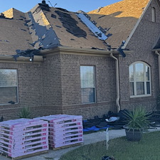 Expert-Roof-Installation-in-Sealy-TX 1