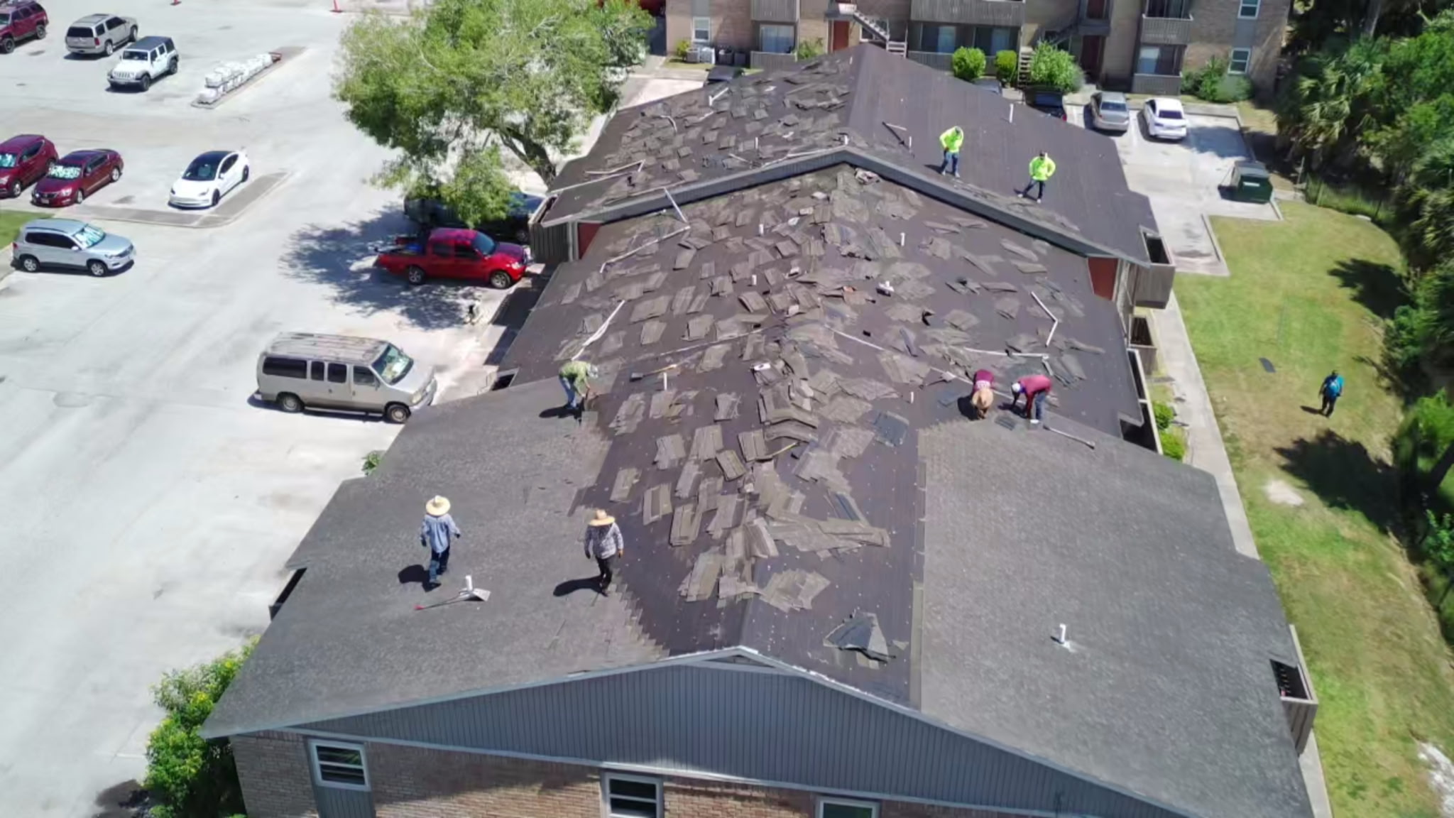 Top quality Metel Roof installed by all around roofing Brownsville, Texas